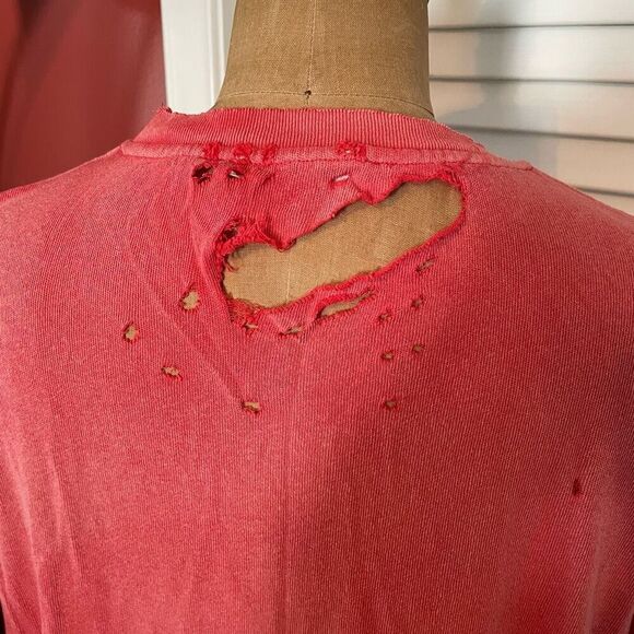 WE THE FREE | distressed rubi tee in red hombre S - Picture 7 of 11